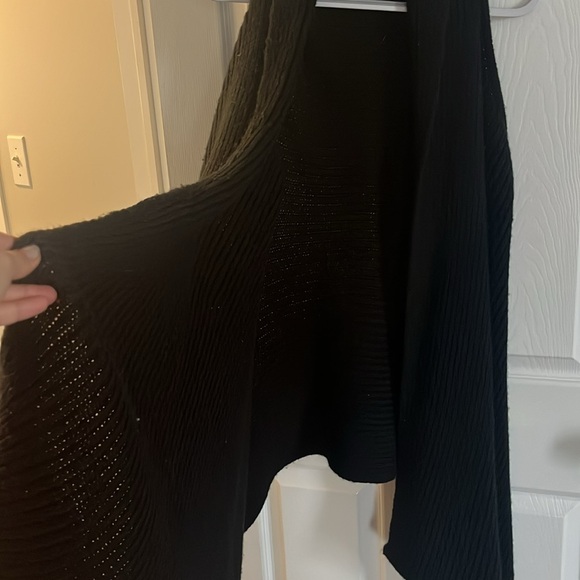 RUDSAK SLEEVELESS SYMMETRICAL SWEATER - Picture 3 of 6